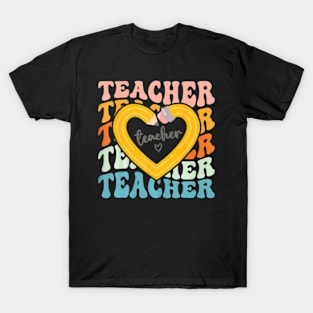 Groovy Kindergarten Teacher Preschool Back To School T-Shirt